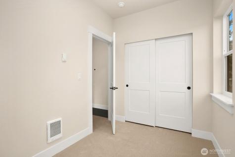 11916 4th Avenue SW Burien WA 98168
