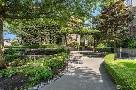 122 S State Street Kirkland WA 98033
