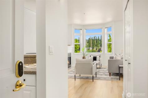 122 S State Street Kirkland WA 98033