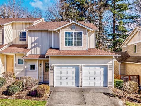 960 Lynnwood Court SE Renton WA 98058