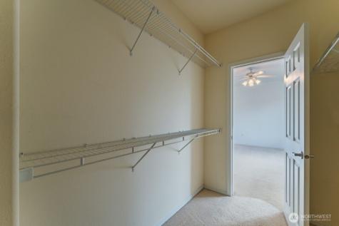 960 Lynnwood Court SE Renton WA 98058