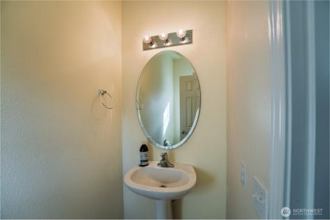 960 Lynnwood Court SE Renton WA 98058