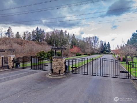960 Lynnwood Court SE Renton WA 98058