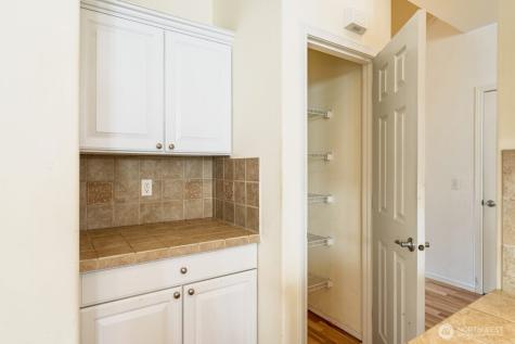 960 Lynnwood Court SE Renton WA 98058