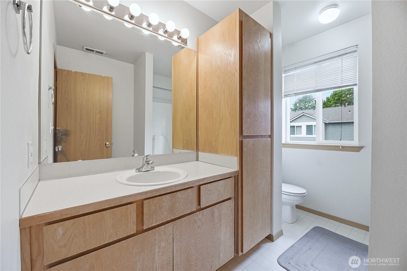 10907 63rd Street E Puyallup WA 98372