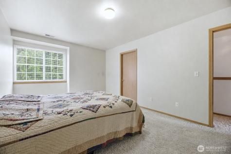 10907 63rd Street E Puyallup WA 98372