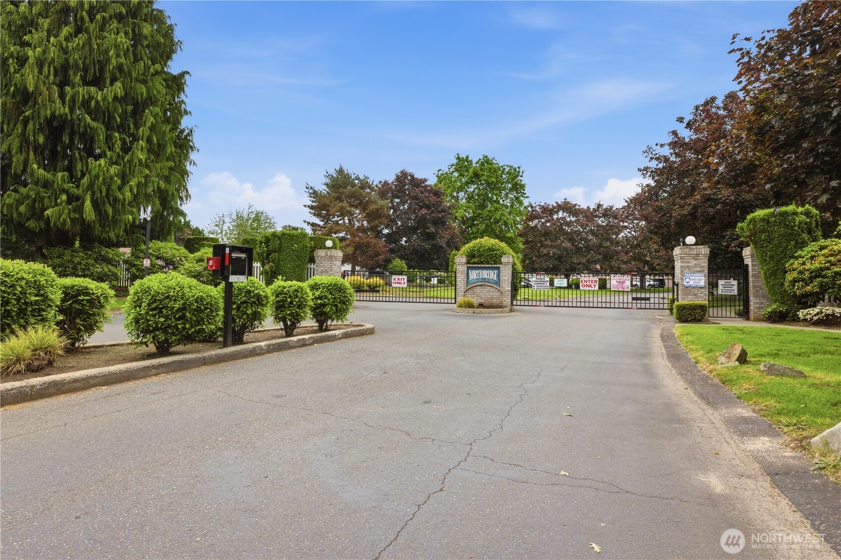 10907 63rd Street E Puyallup WA 98372