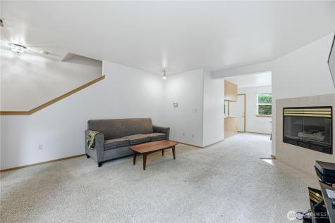 10907 63rd Street E Puyallup WA 98372