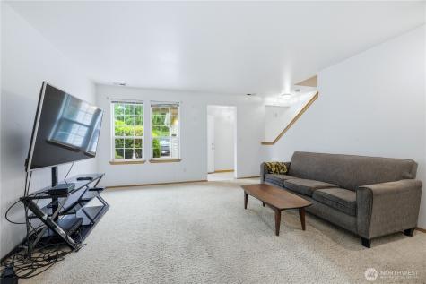10907 63rd Street E Puyallup WA 98372