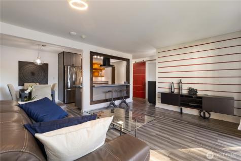19409 56th Avenue W Lynnwood WA 98036