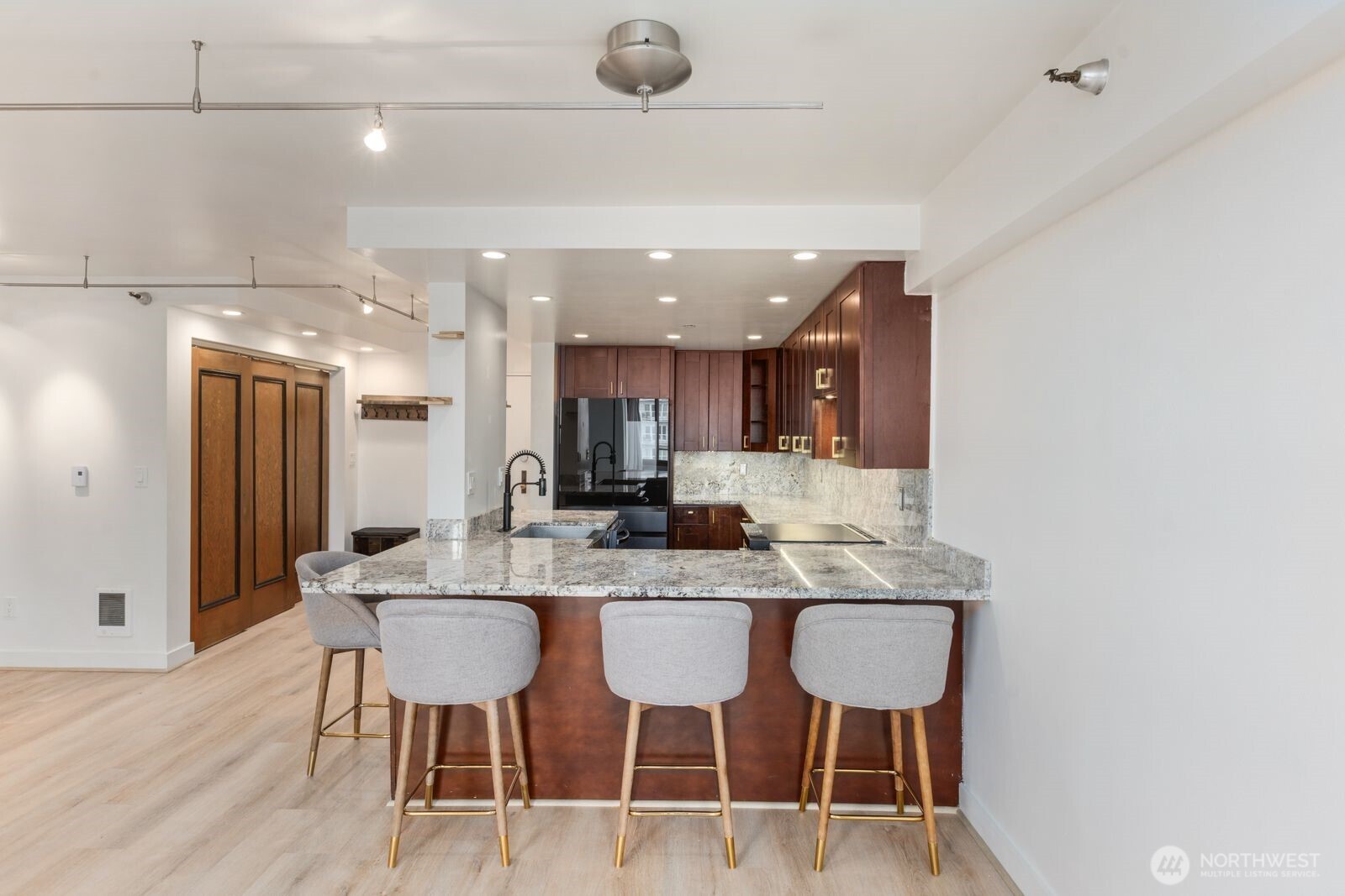 2621 2nd Avenue Seattle WA 98121