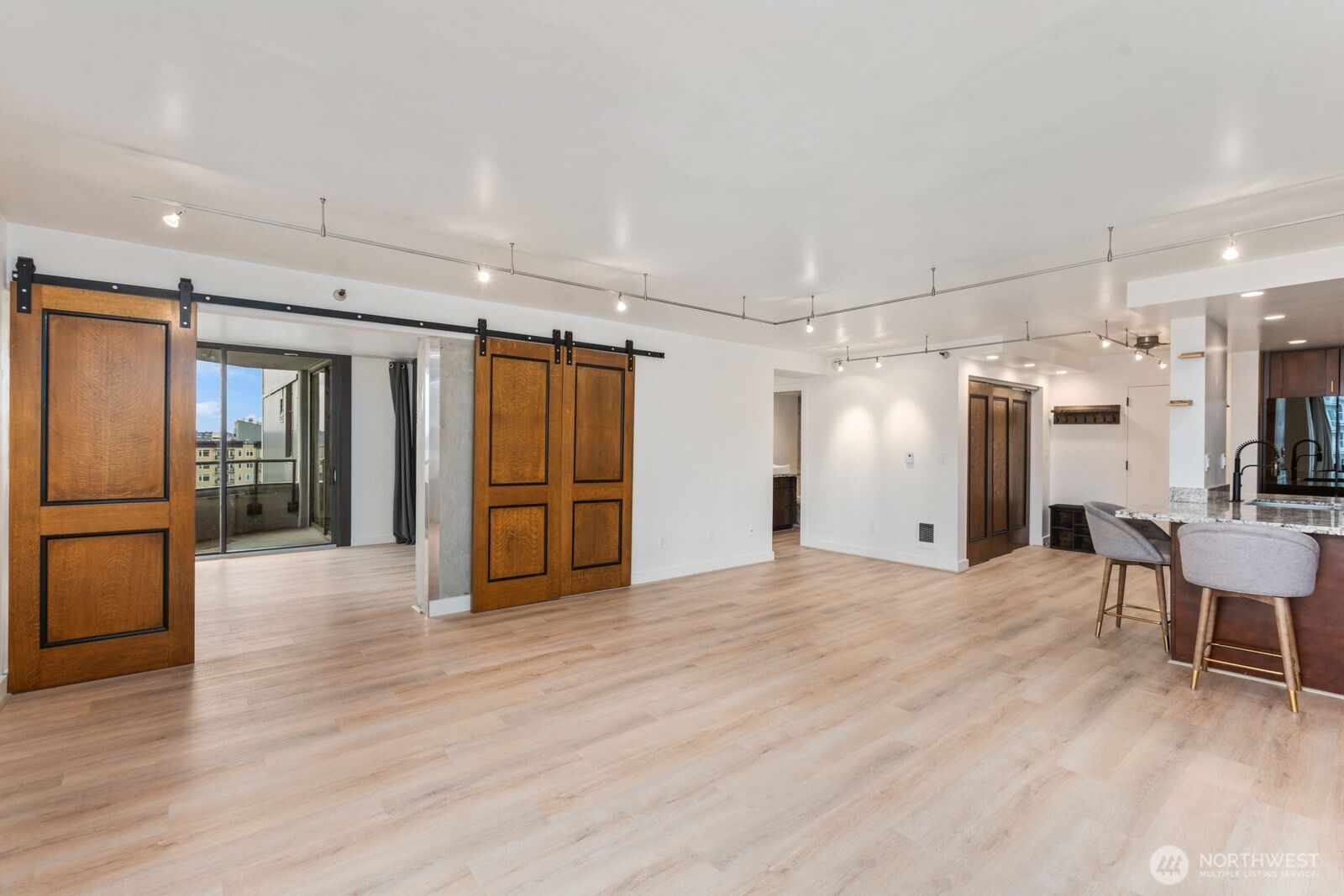 2621 2nd Avenue Seattle WA 98121