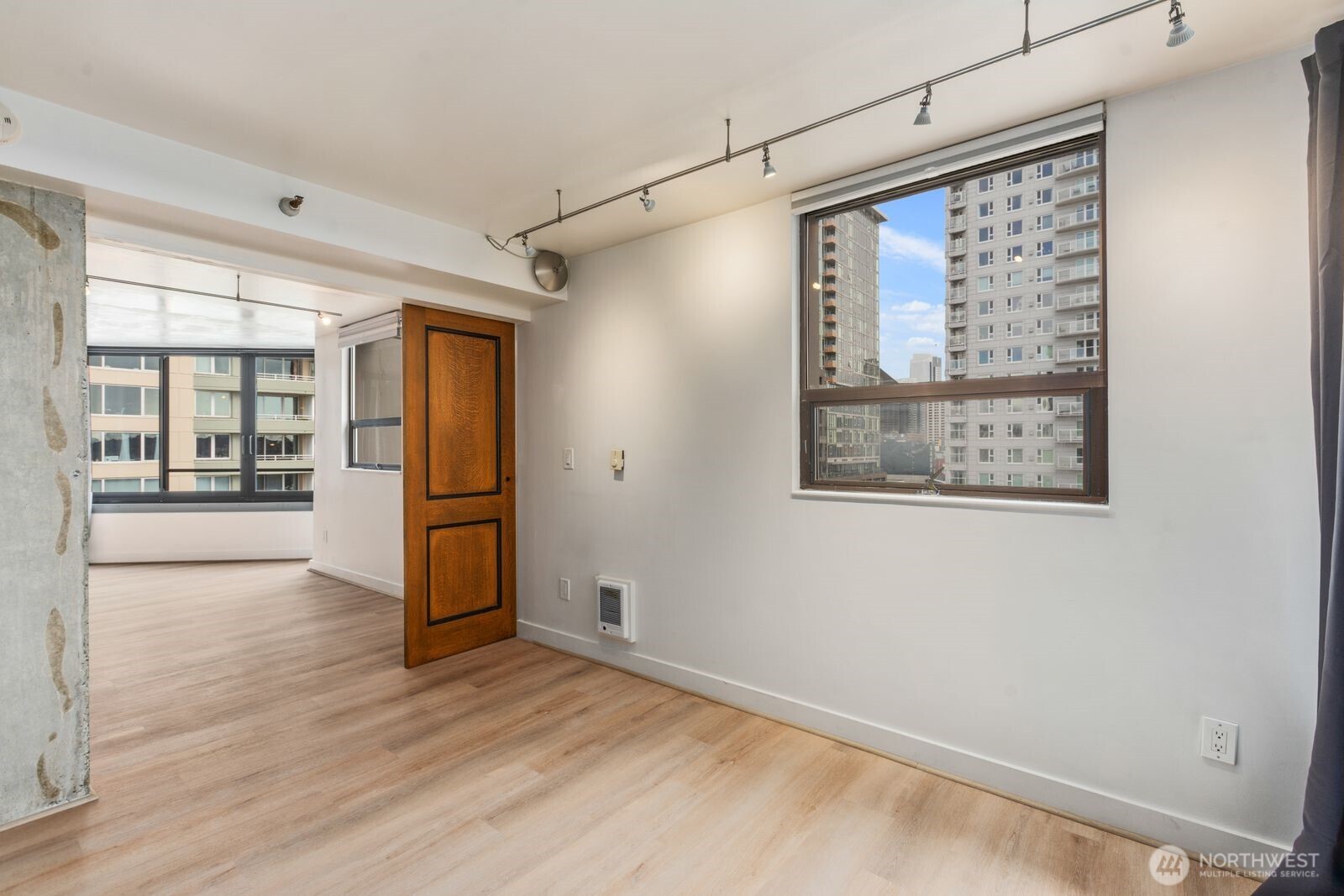 2621 2nd Avenue Seattle WA 98121