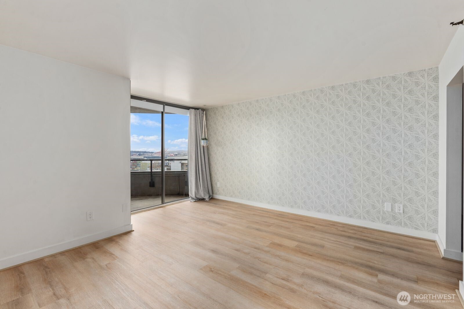 2621 2nd Avenue Seattle WA 98121