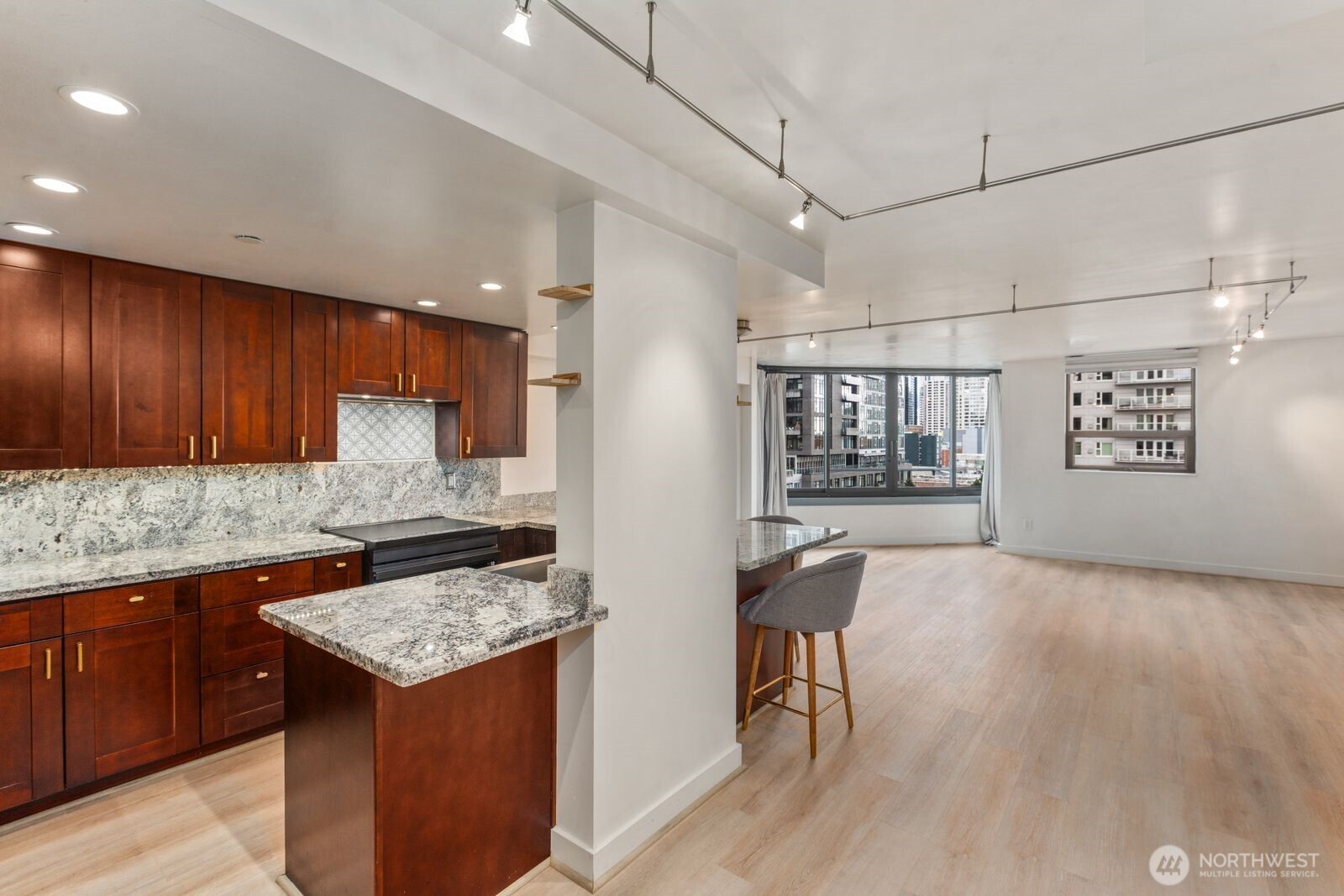2621 2nd Avenue Seattle WA 98121
