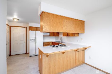808 13th Street SE Puyallup WA 98372