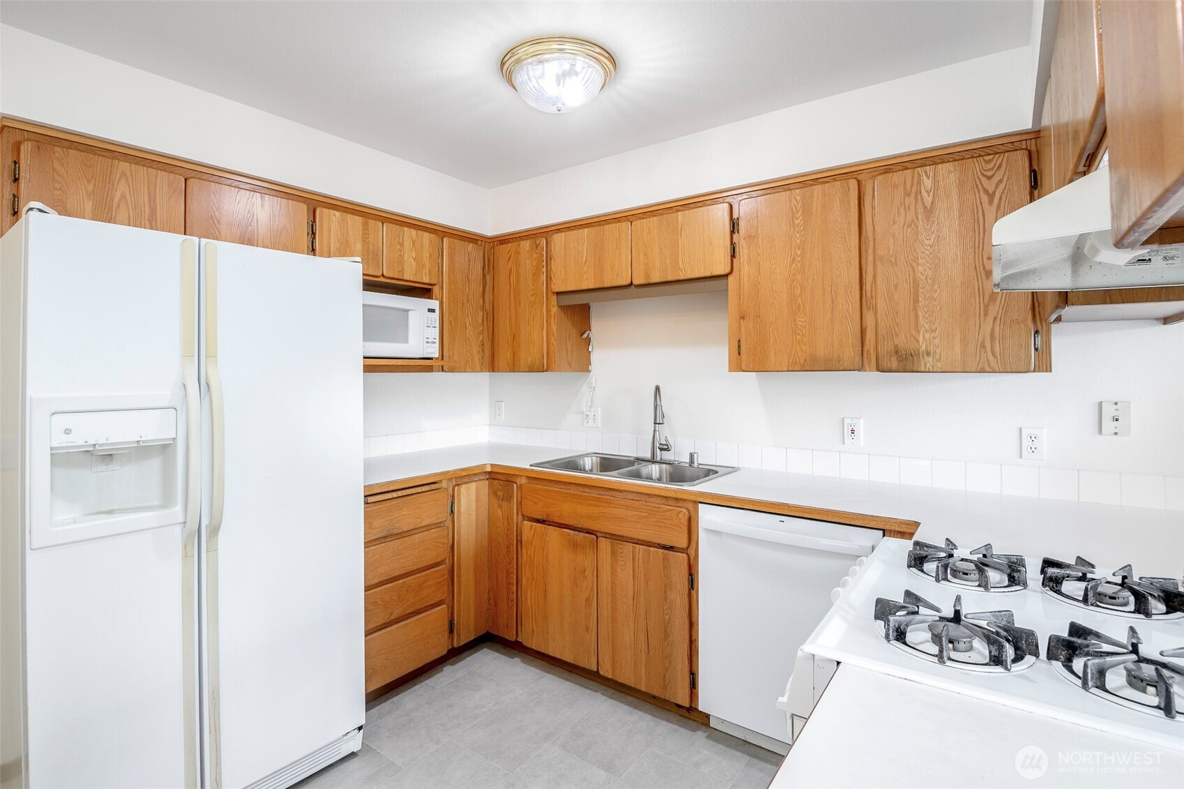 808 13th Street SE Puyallup WA 98372