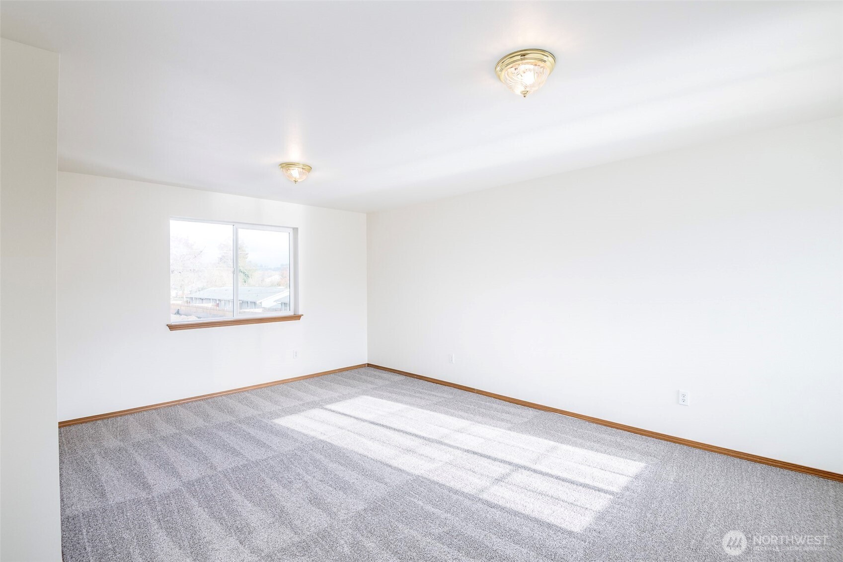 808 13th Street SE Puyallup WA 98372