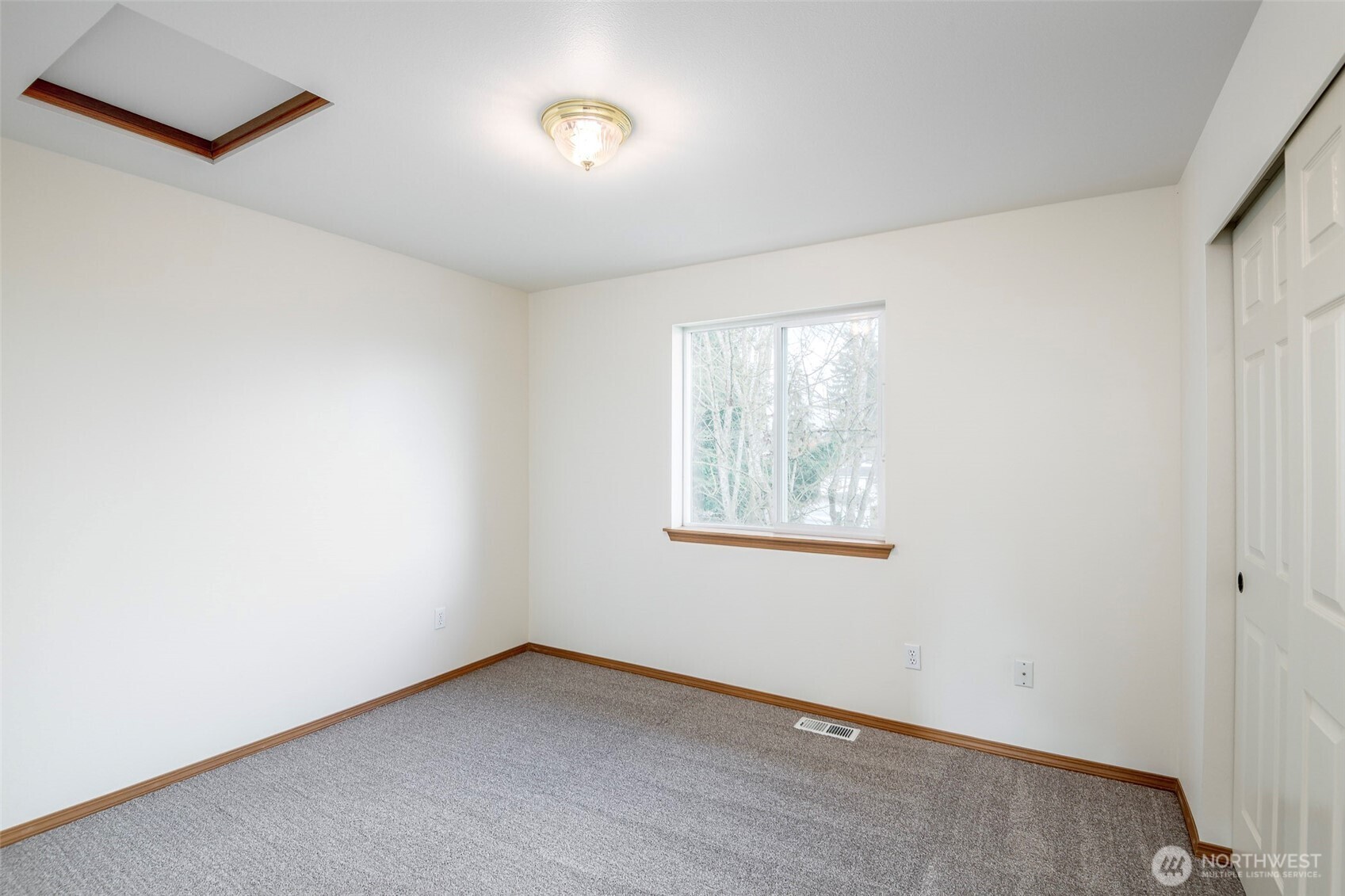 808 13th Street SE Puyallup WA 98372