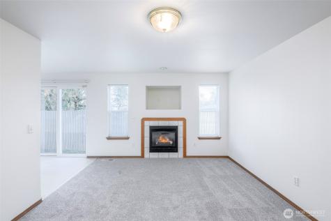 808 13th Street SE Puyallup WA 98372