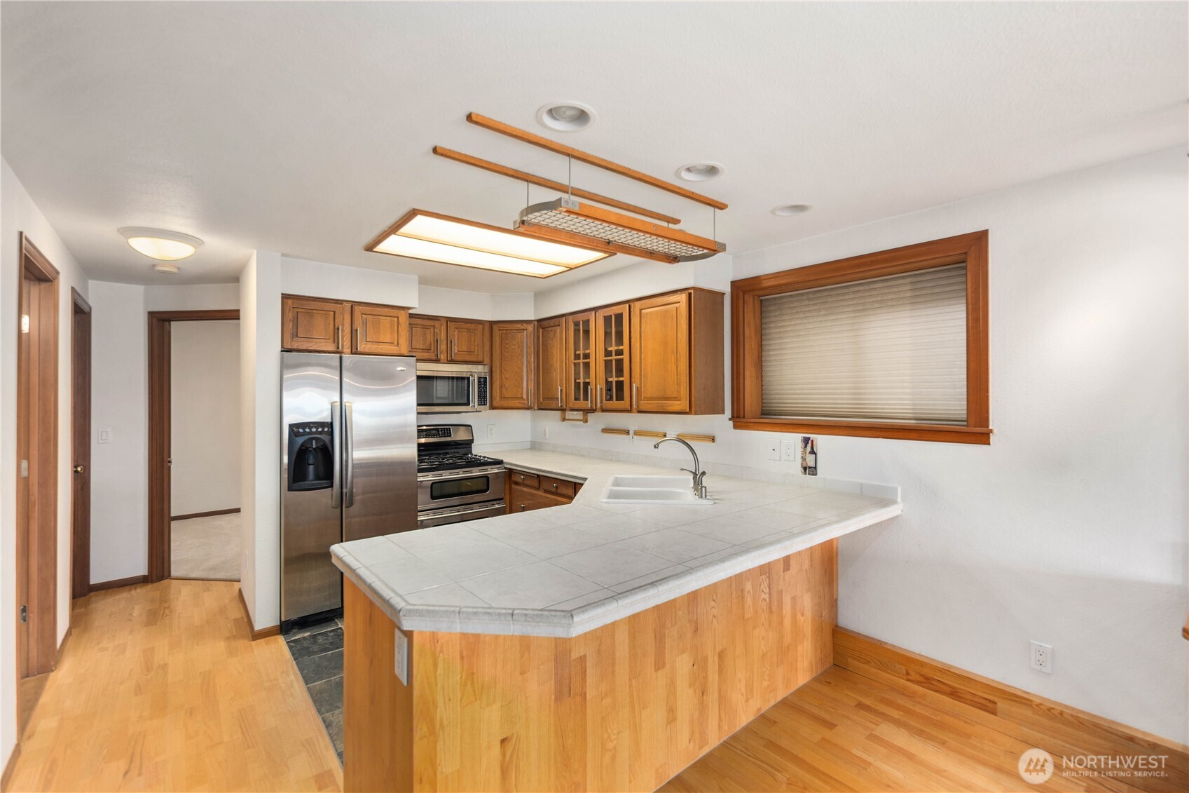 1930 Grand Avenue Everett WA 98201
