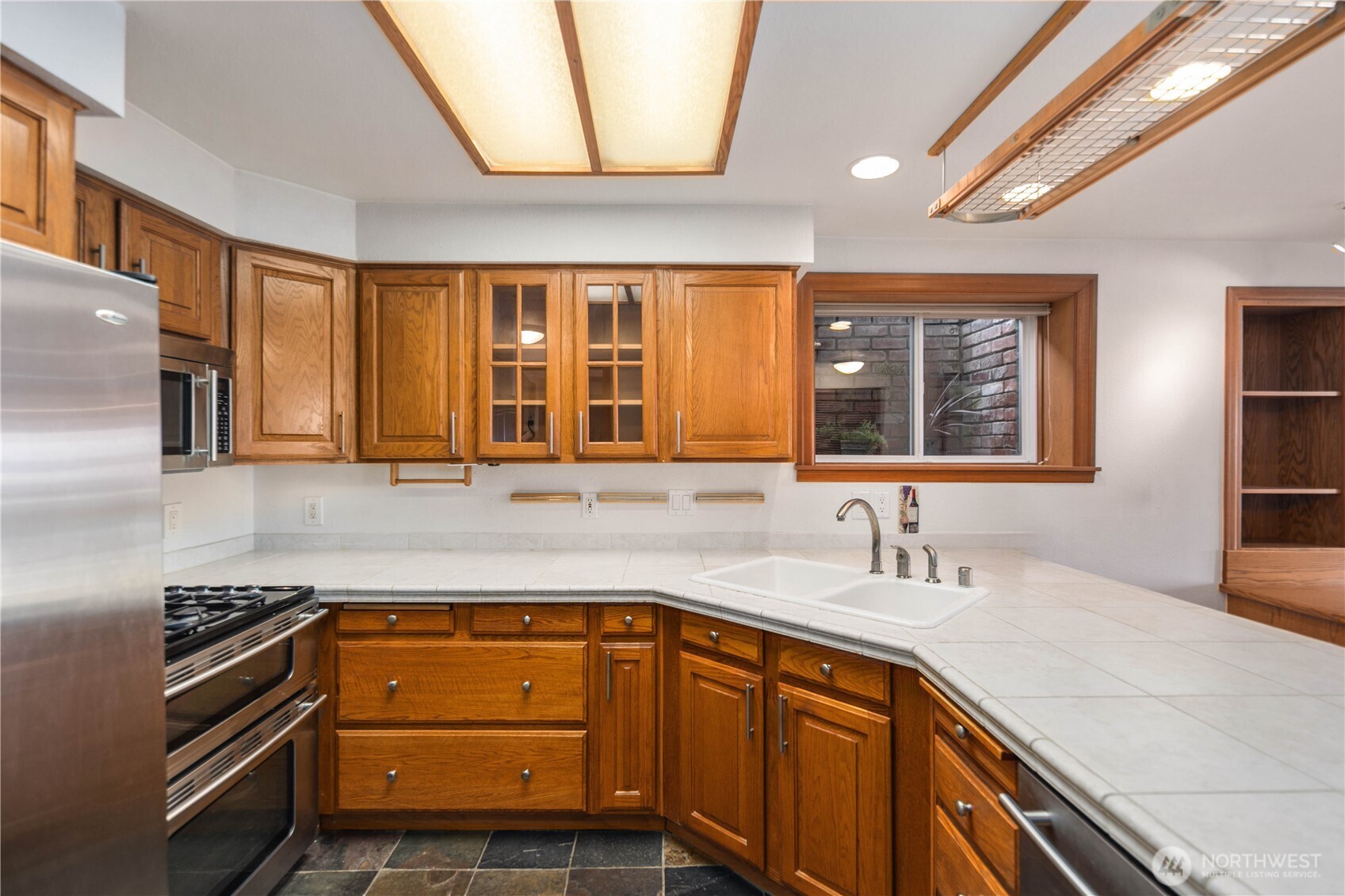 1930 Grand Avenue Everett WA 98201