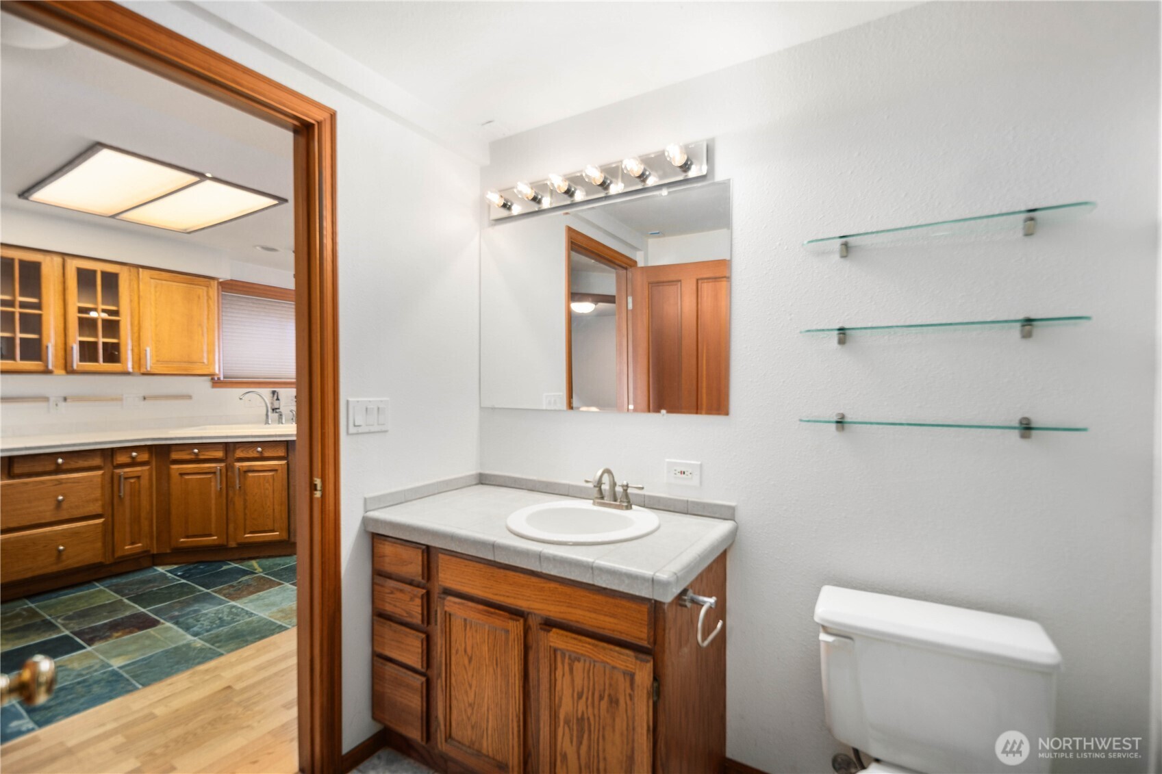 1930 Grand Avenue Everett WA 98201