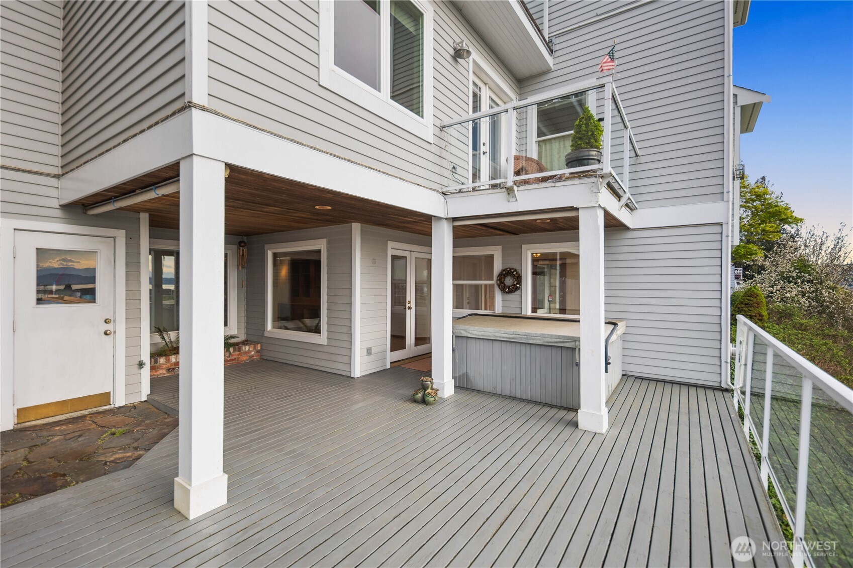 1930 Grand Avenue Everett WA 98201