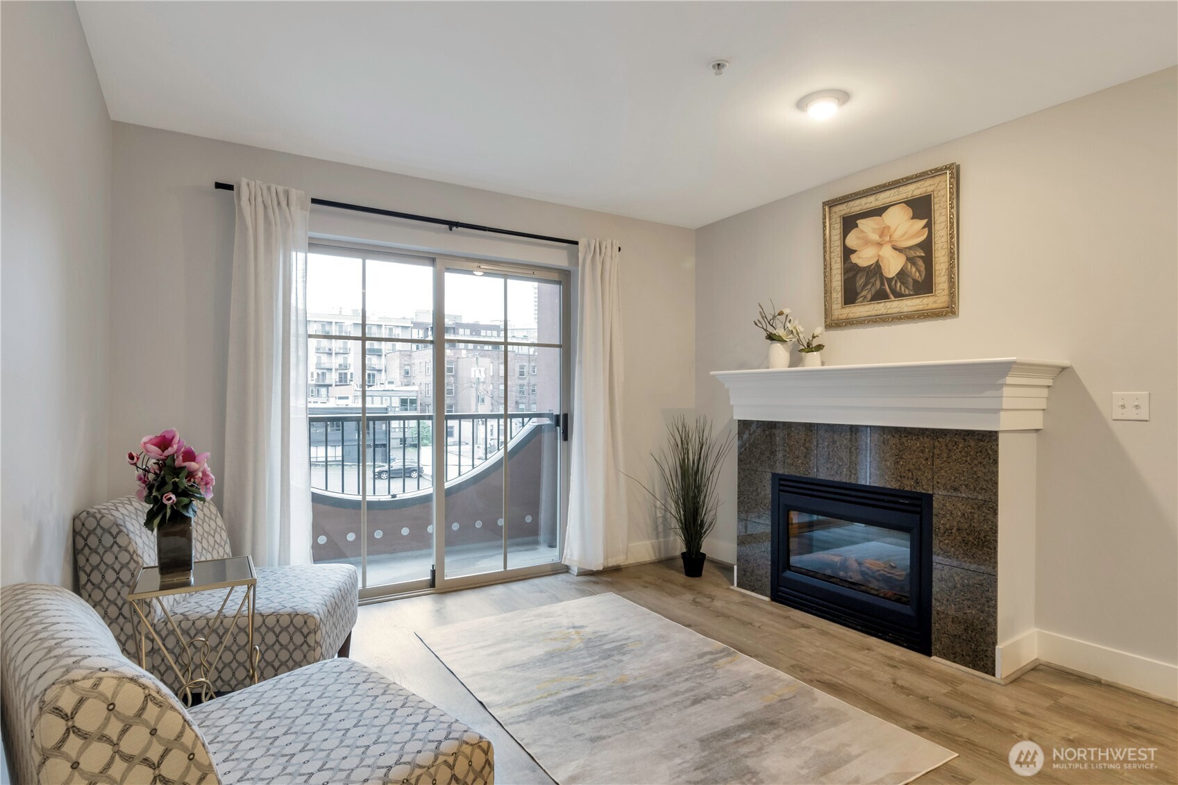 123 Queen Anne N Seattle WA 98109