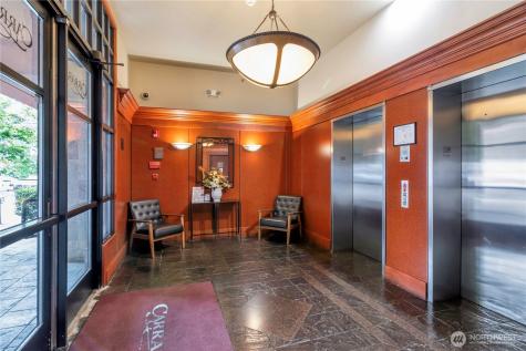 123 Queen Anne N Seattle WA 98109