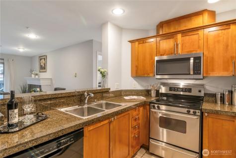 123 Queen Anne N Seattle WA 98109