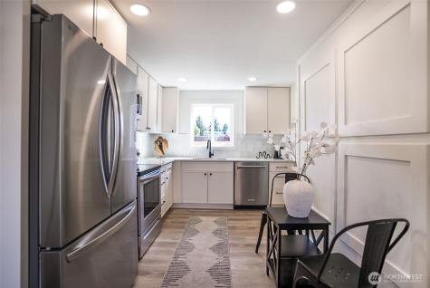7934 20th Avenue SW Seattle WA 98106