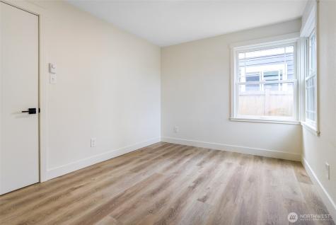 7934 20th Avenue SW Seattle WA 98106