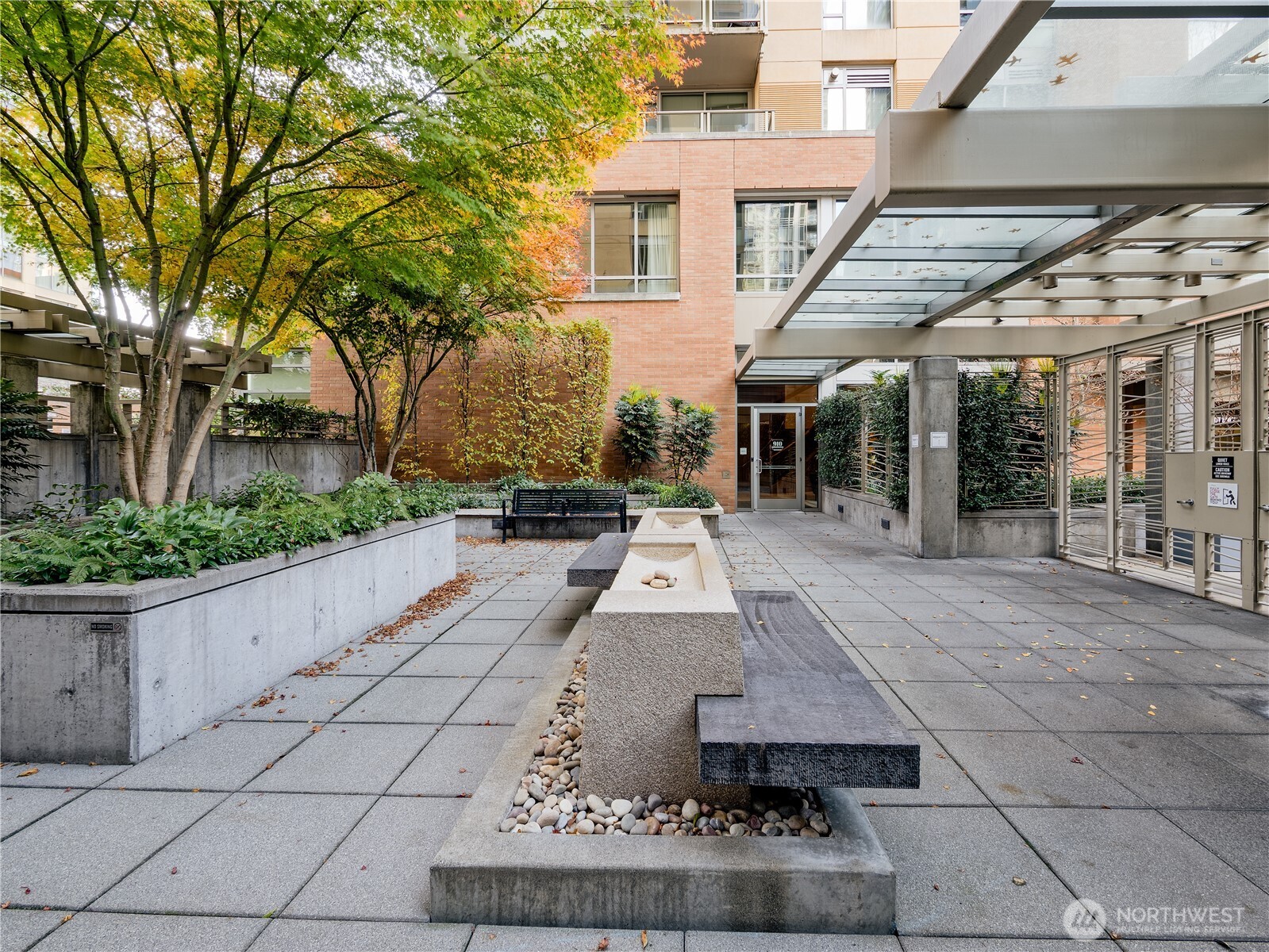 910 Lenora Street Seattle WA 98121