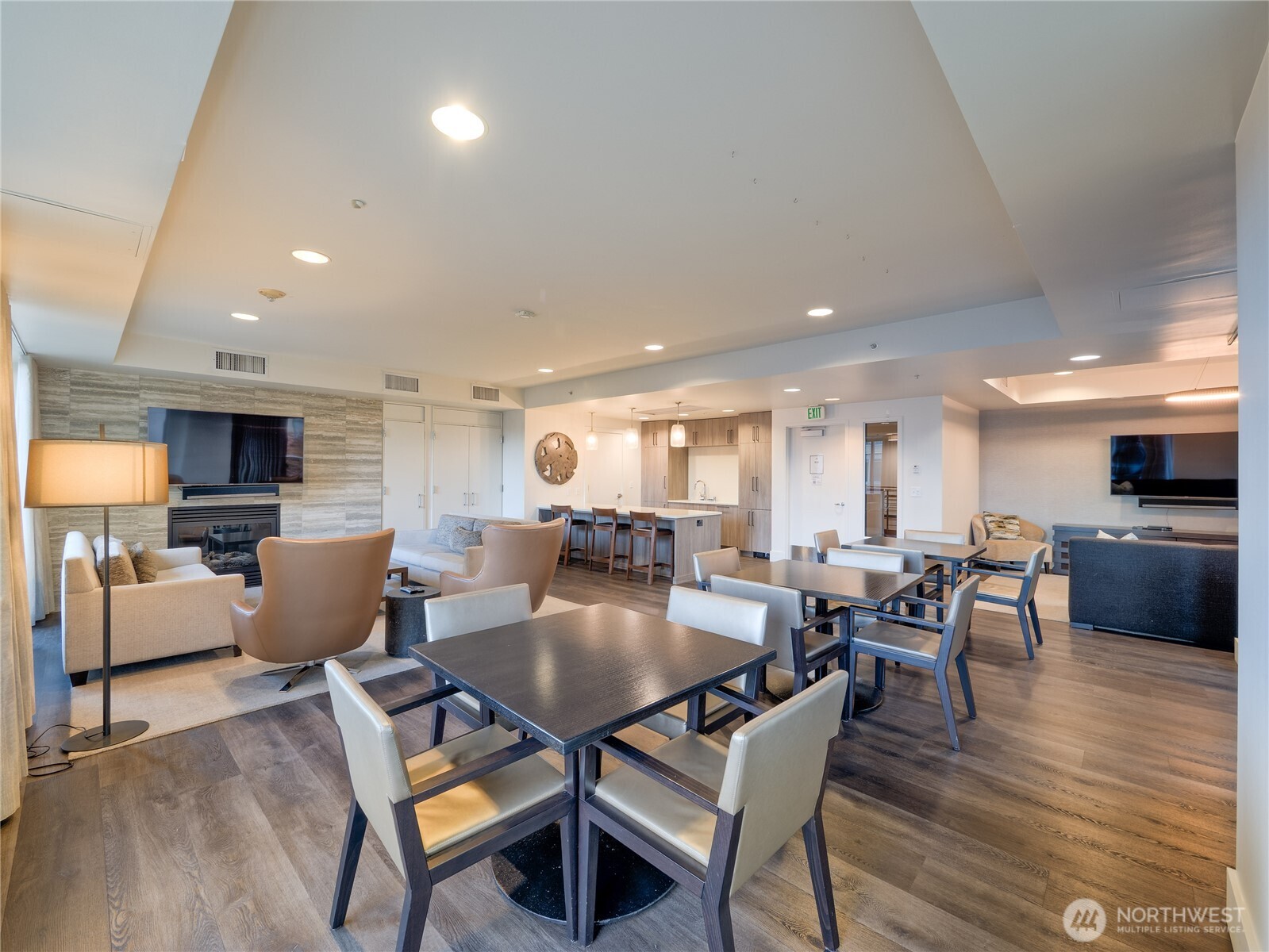910 Lenora Street Seattle WA 98121