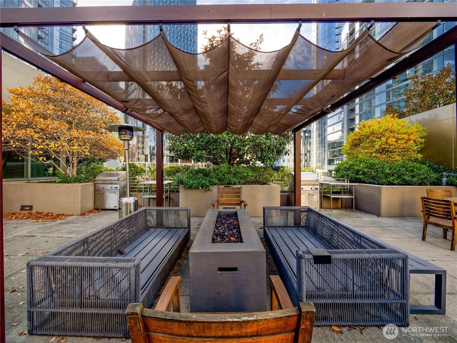 910 Lenora Street Seattle WA 98121