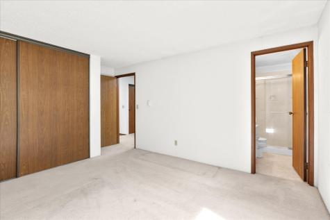 11615 127th Lane NE Kirkland WA 98034