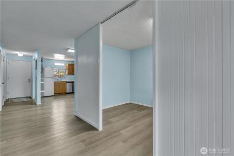 13704 37th Avenue S Tukwila WA 98168