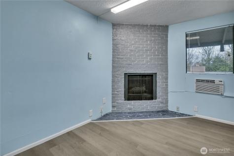 13704 37th Avenue S Tukwila WA 98168