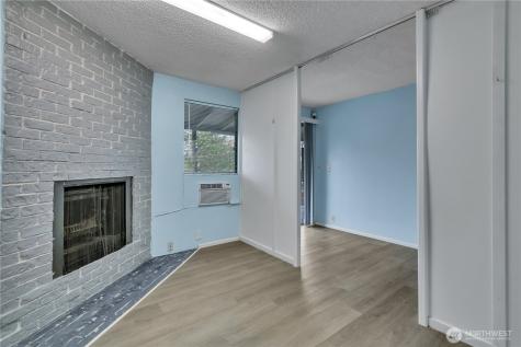 13704 37th Avenue S Tukwila WA 98168