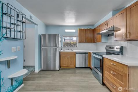 13704 37th Avenue S Tukwila WA 98168
