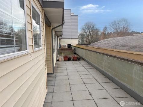 225 Logan Avenue S Renton WA 98057