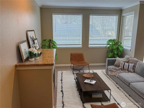 225 Logan Avenue S Renton WA 98057