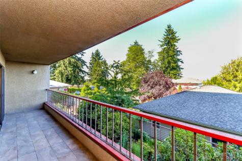 1902 Bridgeport Way Sw University Place WA 98466