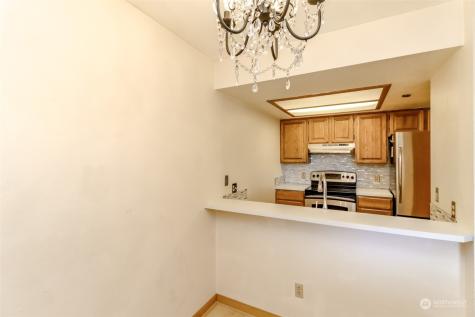 1902 Bridgeport Way Sw University Place WA 98466