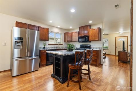 24129 NE 112th Lane Redmond WA 98053
