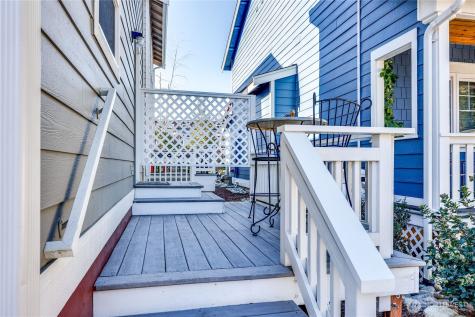 1368 Stonecress Lane NE Bainbridge Island WA 98110