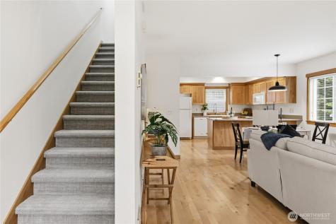 1368 Stonecress Lane NE Bainbridge Island WA 98110