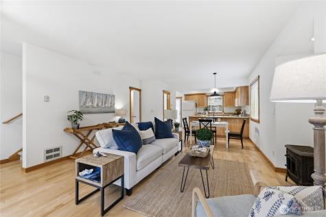 1368 Stonecress Lane NE Bainbridge Island WA 98110
