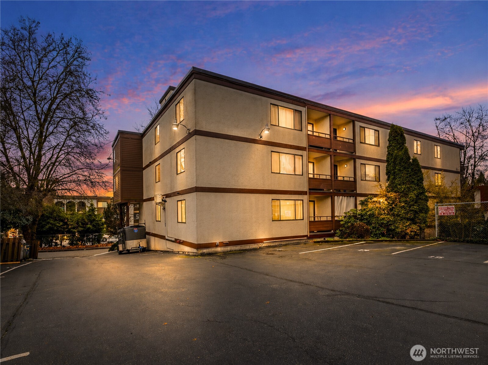 2100 N 106th Seattle WA 98133